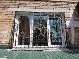 РЕШЕТКИ КОВАННЫЕ 10